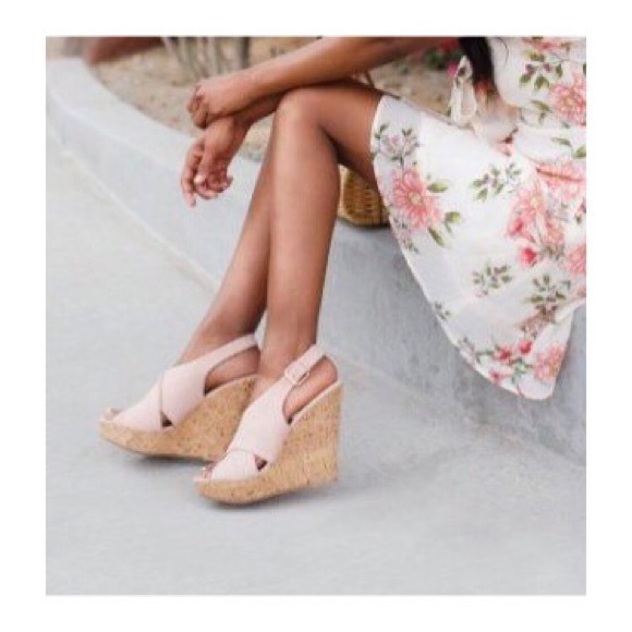 CHINESE LAUNDRY ROSE MYYA WEDGE - Picture 2 of 7